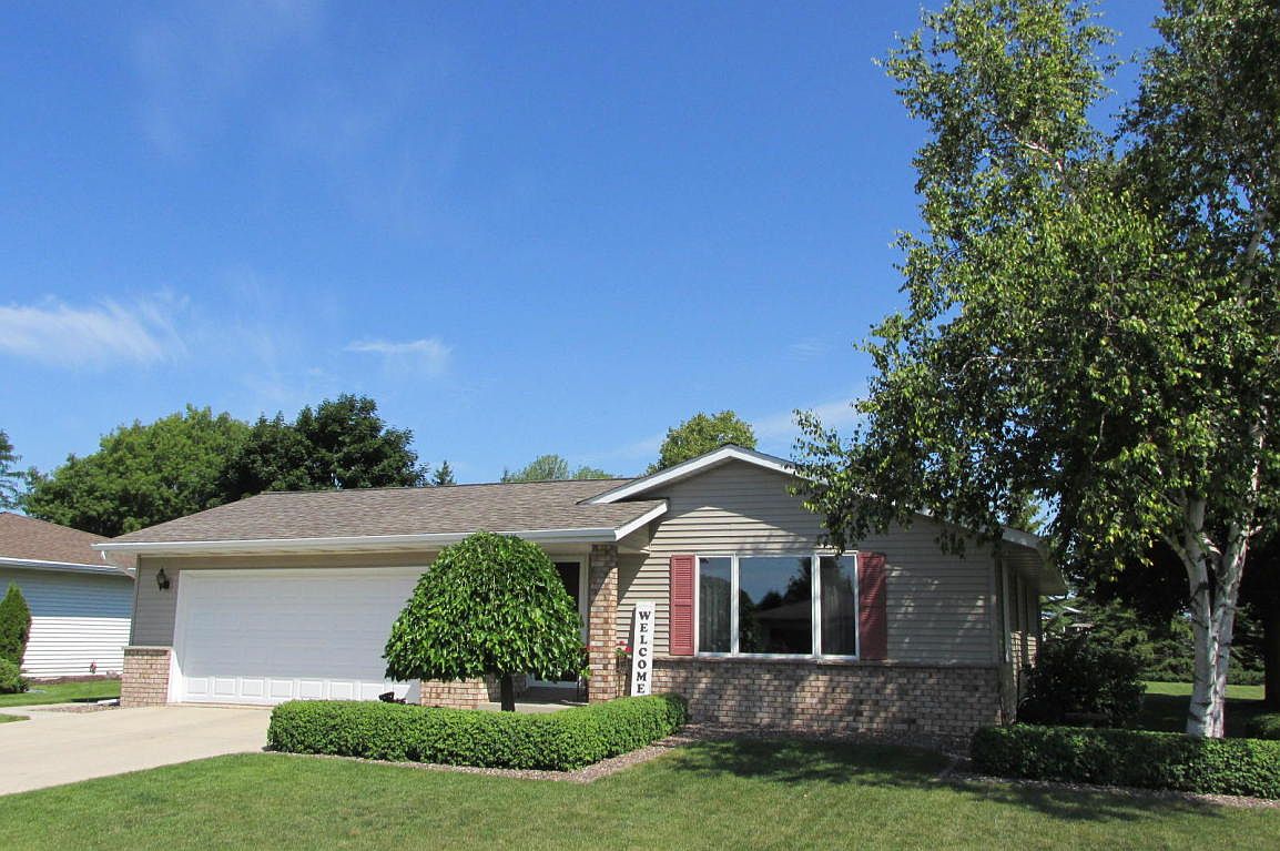 1406 Wisconsin Ave, Oostburg, WI 53070 Zillow