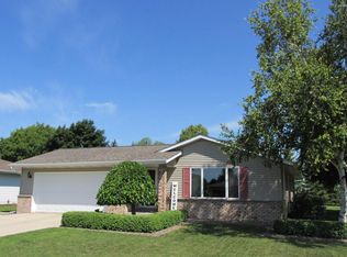 1406 Wisconsin Ave, Oostburg, WI 53070