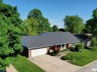 240 S Missouri Ave, Morton, IL