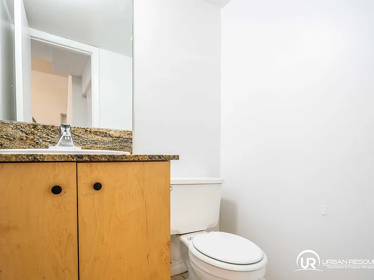 600 N Rio Vista Blvd #C — Photo 13