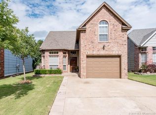 1608 W El Paso St, Broken Arrow, OK 74012