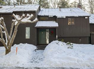 1299 Quechee Main St #2D, Hartford, VT 05047