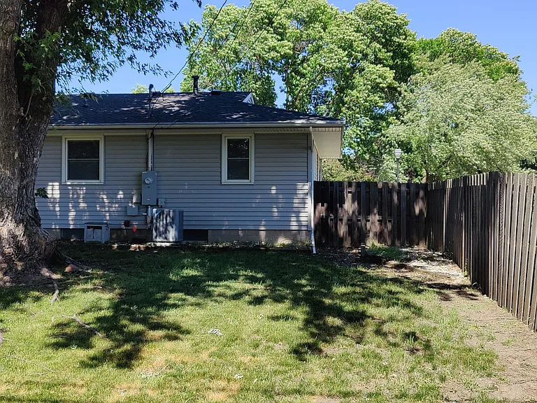 16699 Galena Ave — Photo 14