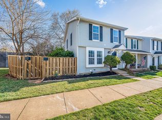 135 Split Oak St, Warrenton, VA 20186