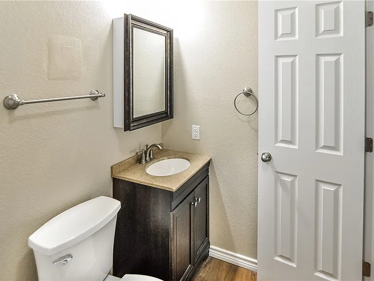 1506 Lemon Tree Ln — Photo 14