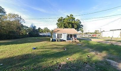 1st image of 2710 Devaughn St