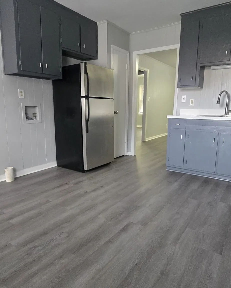 2 bed, 650 sqft, $800 — Photo 2