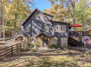 597 Tomahawk Ave, Black Mountain, NC 28711