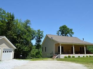 923 Summit Rd, Mount Holly, VT 05758