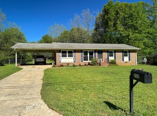 215 Rumson Rd, Athens, GA 30605