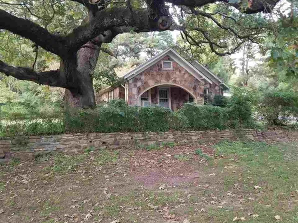 1407 Branch St, Morrilton, AR 72110