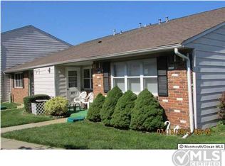 2 Delaware Ct, Matawan, NJ 07747