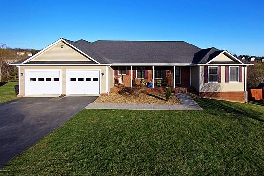 1st image of 150 Alder Ln