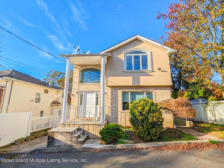 1st image of 97 Excelsior Ave #B