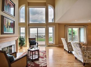 N24W30373 Crystal Springs Dr, Pewaukee, WI 53072