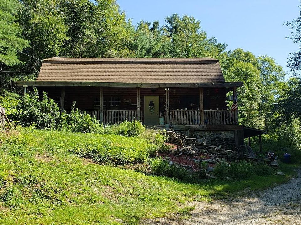 2nd image of 112 Colburn Rd
