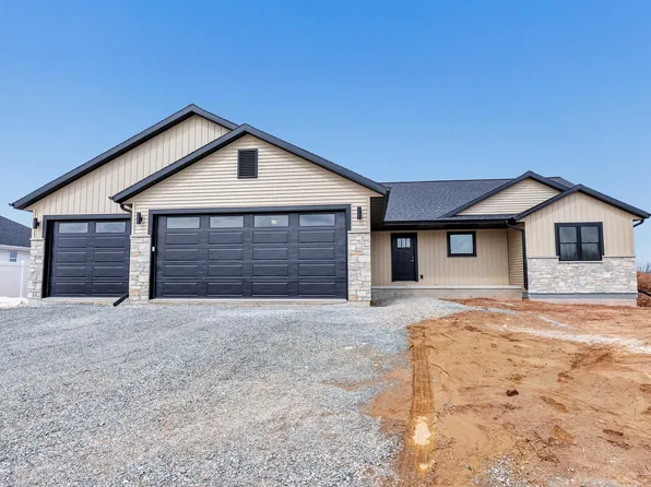 541 Behrendt Park Dr, Seymour, WI 54165