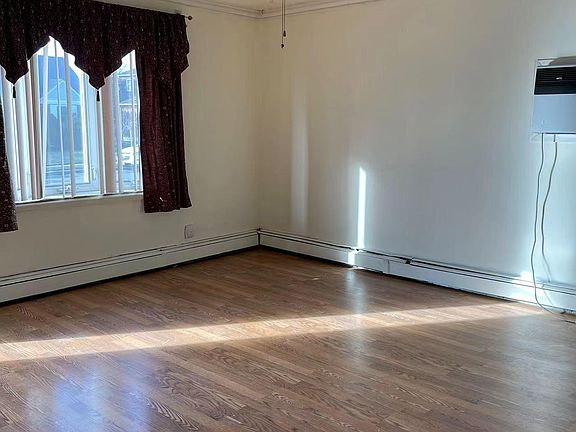 5th image of 2000 Bright Ave