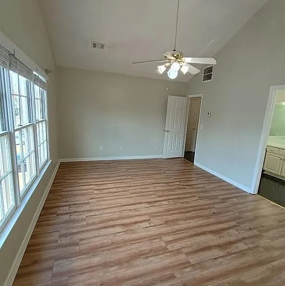 3210 Binghampton Ln — Photo 8