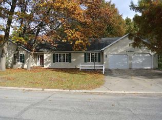 56010 Jefferson Knolls Dr, Osceola, IN