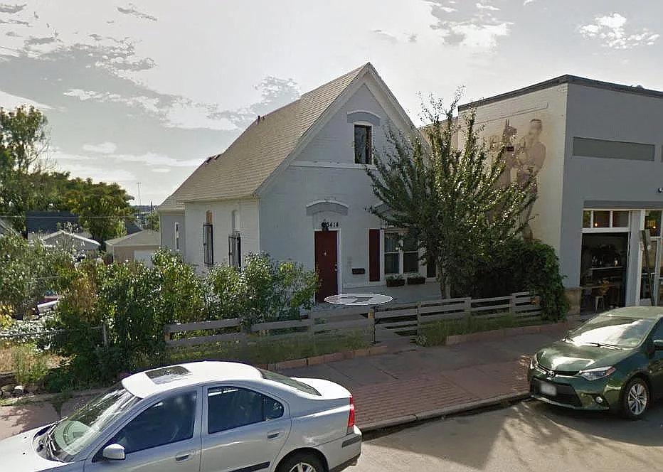 3414 Navajo St