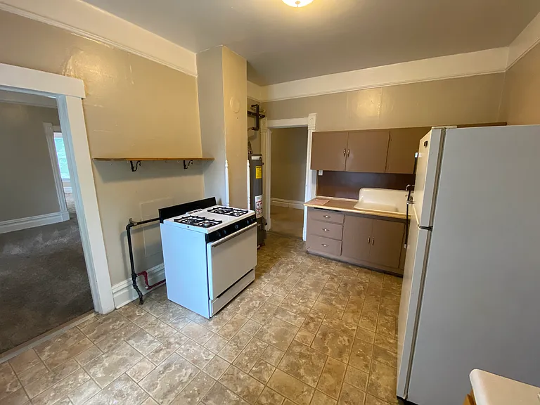 407 E Pine St #3 — Photo 4