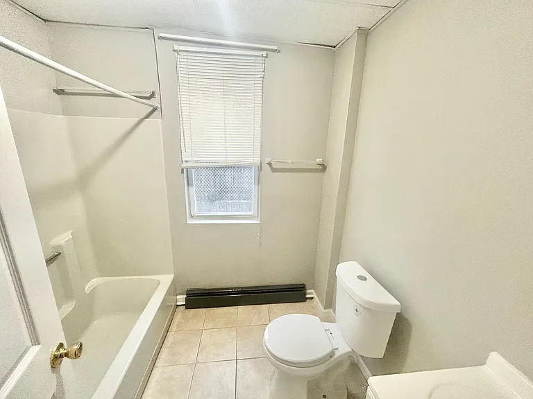 1830 E Riverside Dr #1 — Photo 10