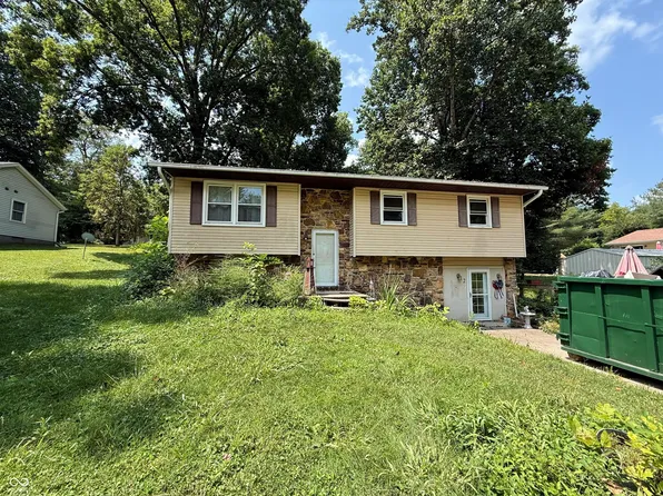 4083 N Brookwood Dr, Bloomington, IN 47404