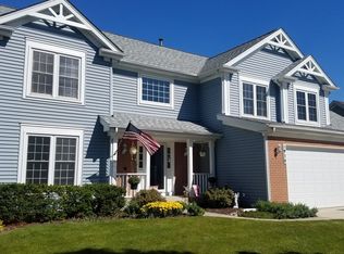 1930 Peach Tree Ln, Algonquin, IL 60102