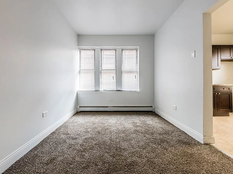 5100 W Madison — Photo 9
