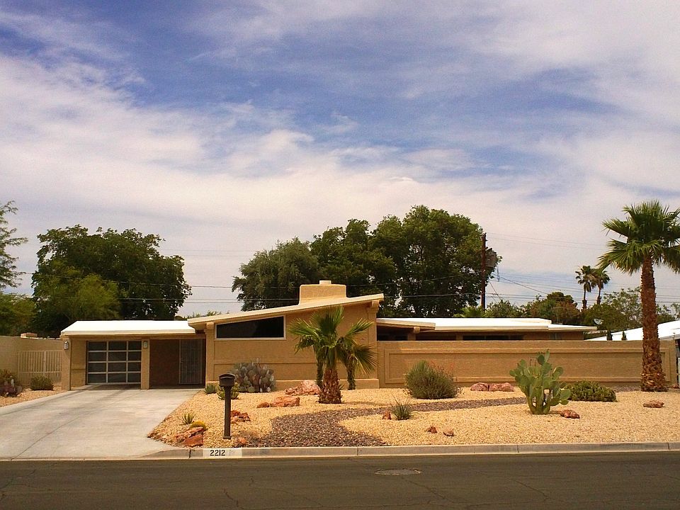 1st image of 2212 Bonnie Brae Ave