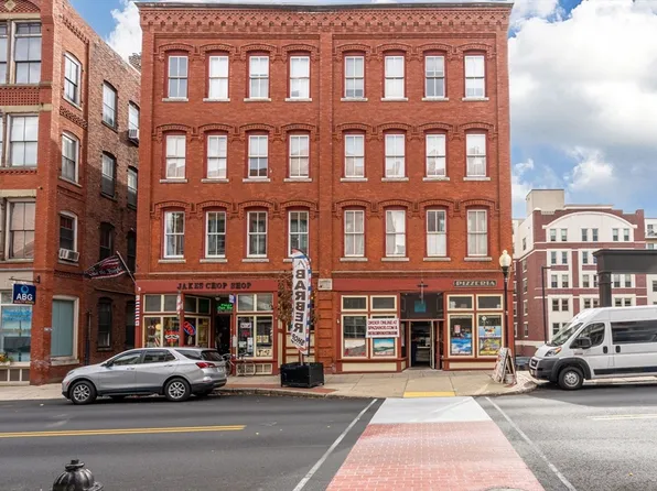 62 Washington St APT 3, Haverhill, MA 01832