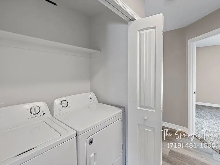 748 Brambleberry Hts — Photo 32