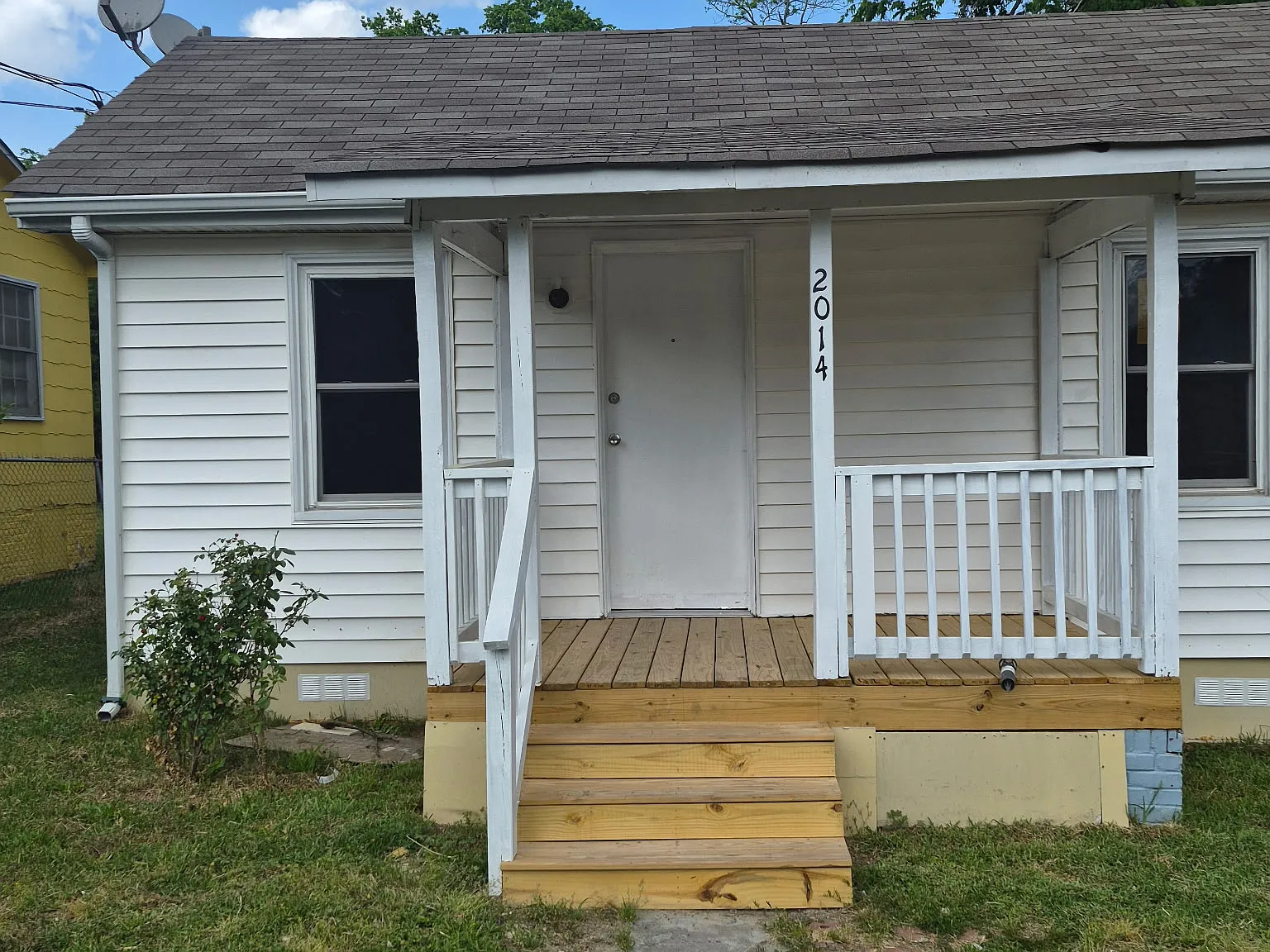 2 bed, 804 sqft, $1,060 — Photo 1