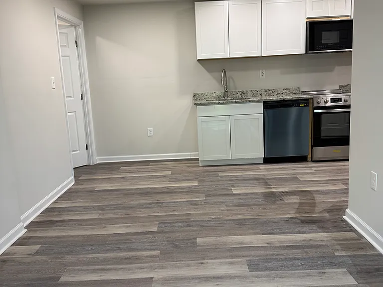 201 Thicket Dr — Photo 16