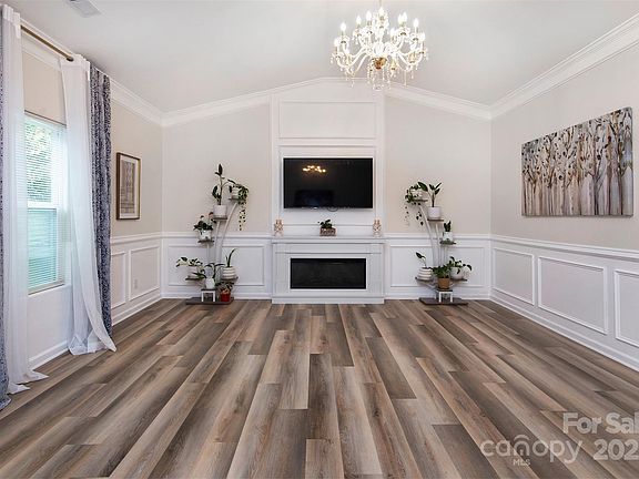 4th image of 8508 Highgate Dr