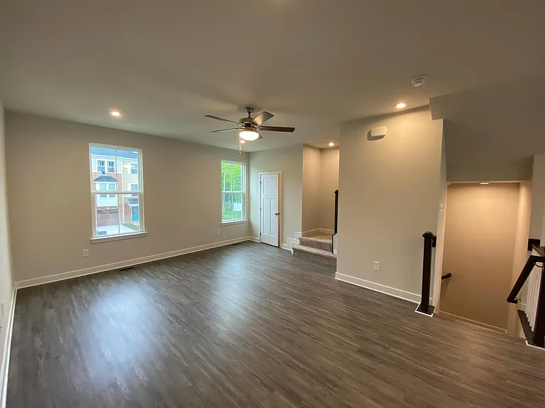 316 Crofton Village Ter — Photo 12
