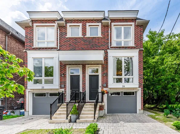 24 Carhartt St, Toronto, ON M6A 1Y4