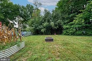 Building Photo - 924 Veirs Mill Rd