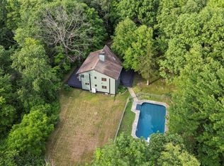 255 Lake Dr, Rhinebeck, NY 12572