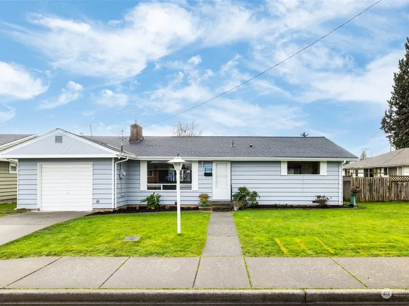 422 Simons Avenue, Burlington, WA 98233