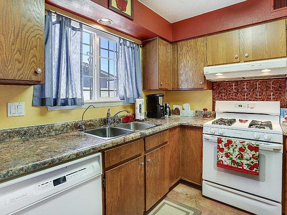 5th image of 7300 Calle De Oro NE