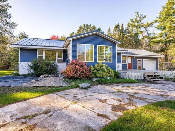 512 Juniper Ave, Moose Lake, MN 55767