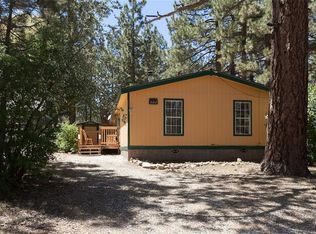 322 Victoria Ln, Sugarloaf, CA 92386