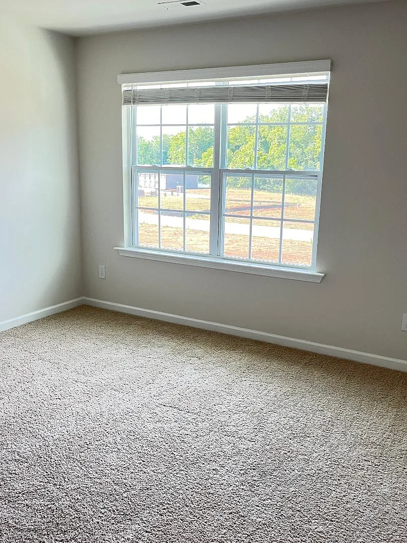 4 bed, 2.5 bath, 1658 sqft, $1,685 — Photo 4