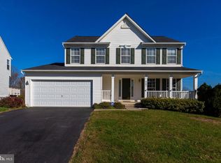 9207 Stephanie St, Manassas Park, VA