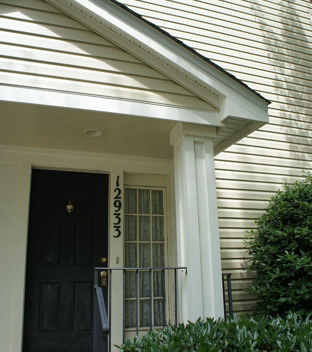 2 bed, 2.5 bath, 1880 sqft, $2,510 — Photo 1
