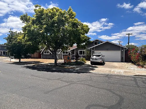 735 Sobrato Dr Photo 1 735 Sobrato Dr Photo 1
