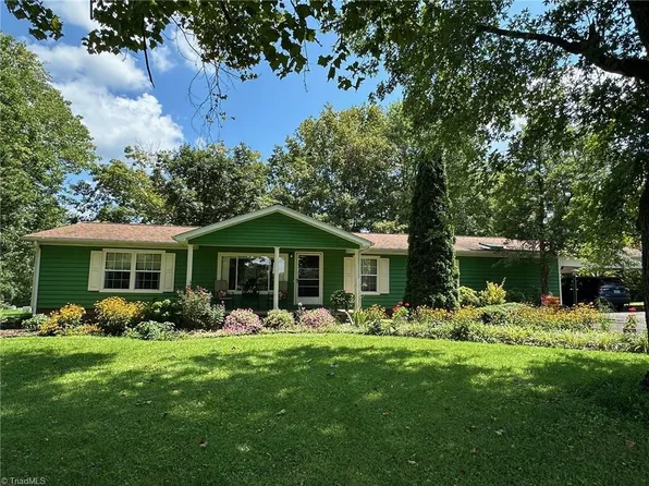 3408 Swan Creek Rd, Jonesville, NC 28642