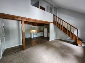 2 Conz St, Northampton, MA
